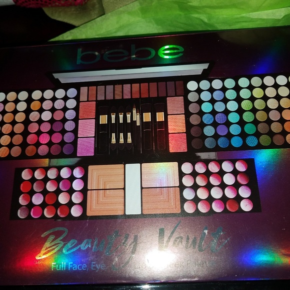 Bebe Makeup Makeup Set Poshmark